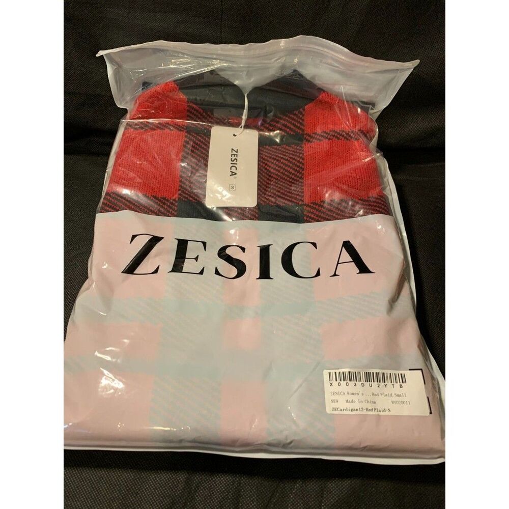 Zesica Red and Black Plaid Soft Cardigan Size Small